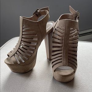 NEW Charlotte Russe heels